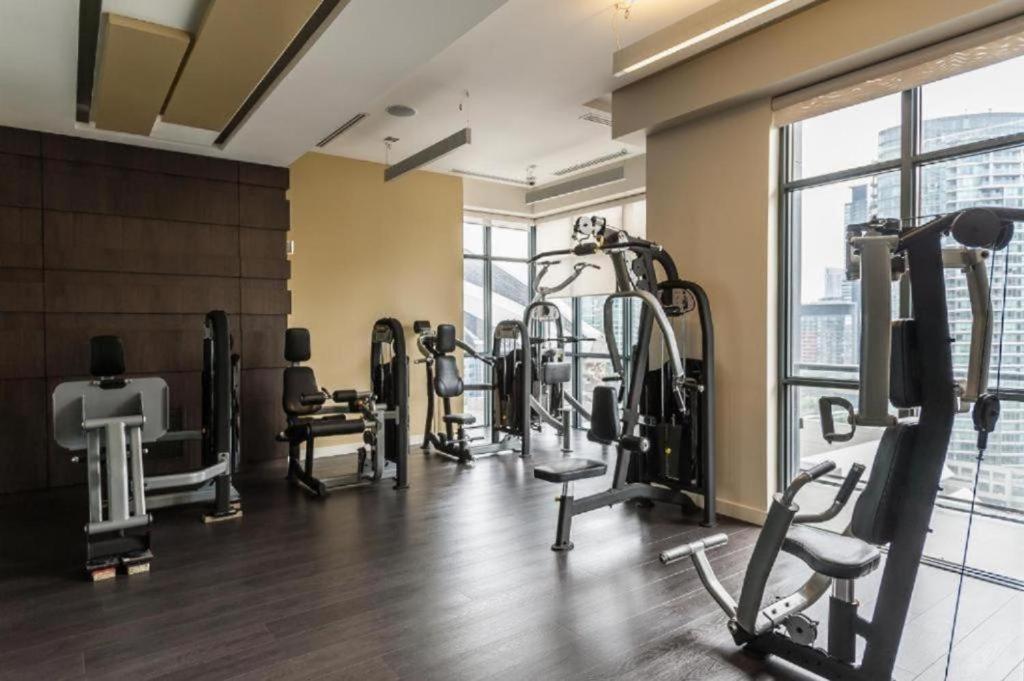 Metropolis Loft - Cn Tower Apartment Торонто Екстериор снимка